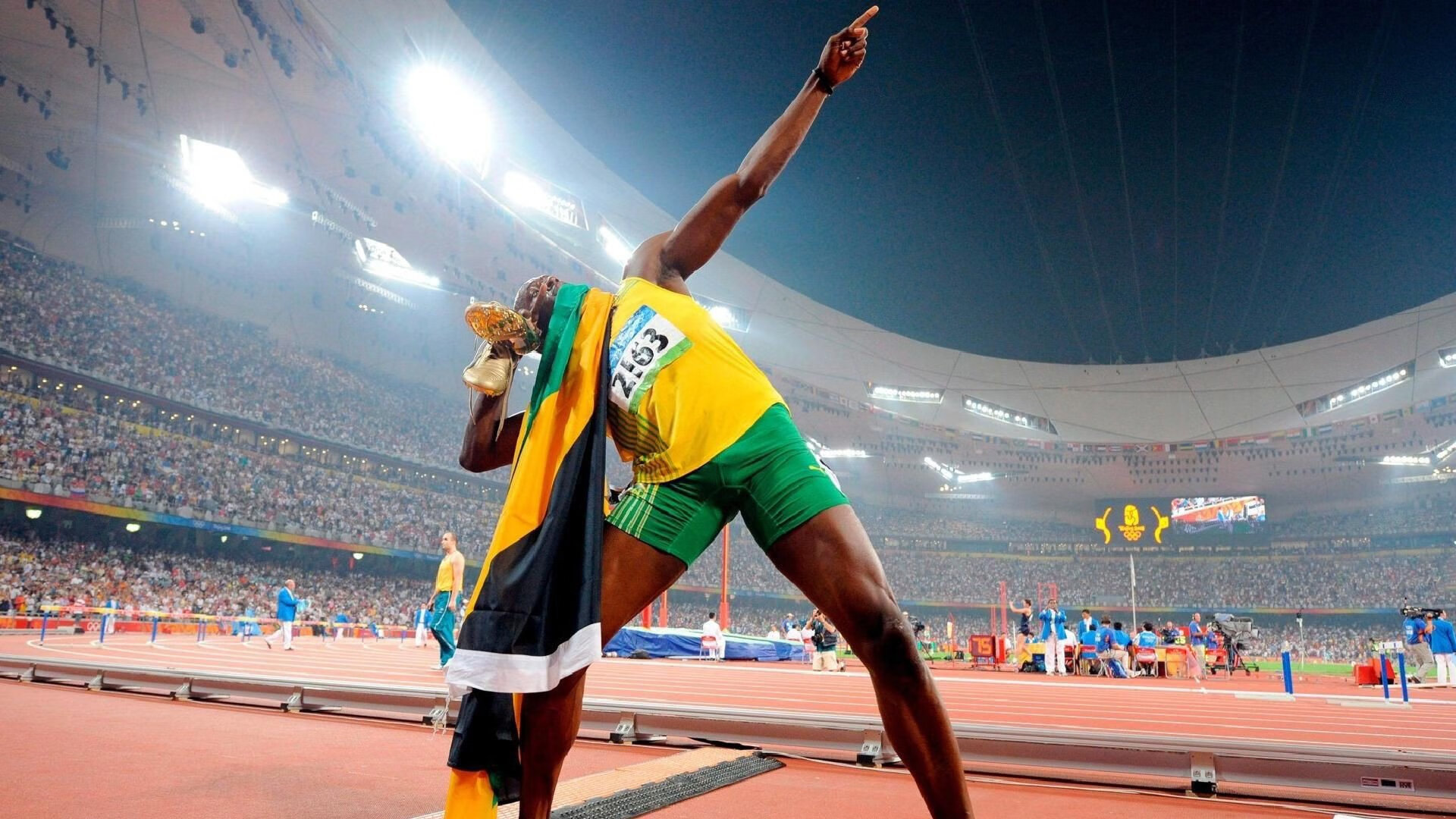 伊朗马术协会与国际马术联合会合作，举办国际马术交流活动，促进技术交流。